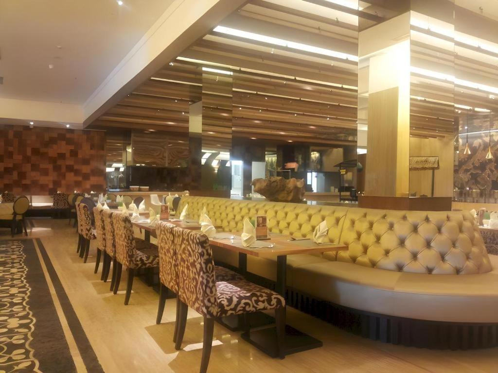 Hotel Tentrem Γιογκιακάρτα Εξωτερικό φωτογραφία