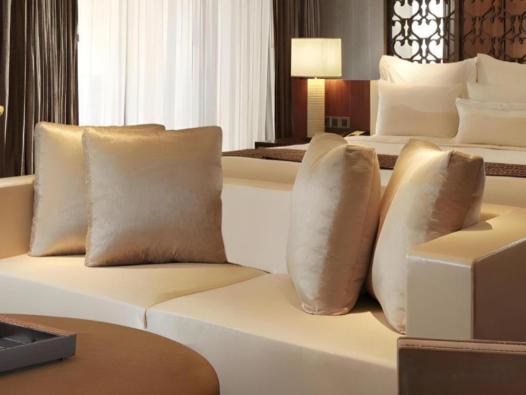 Hotel Tentrem Γιογκιακάρτα Εξωτερικό φωτογραφία