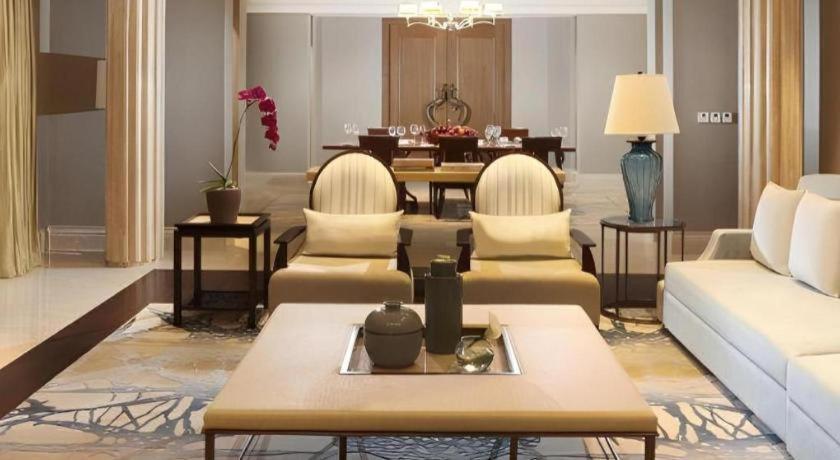 Hotel Tentrem Γιογκιακάρτα Εξωτερικό φωτογραφία