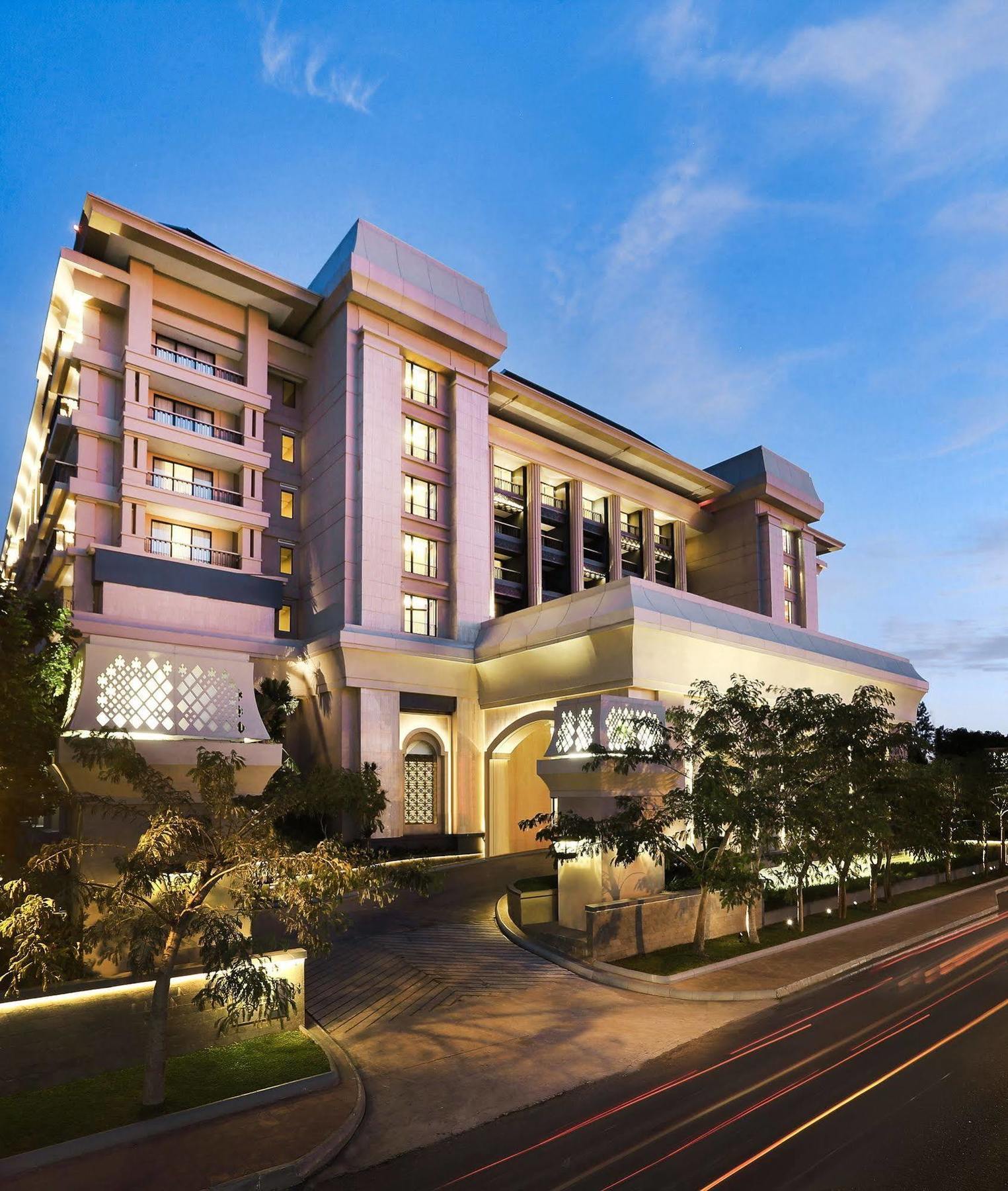 Hotel Tentrem Γιογκιακάρτα Εξωτερικό φωτογραφία